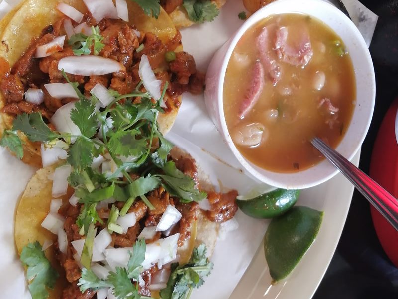 Taqueria y Restaurant los Jalisciences food